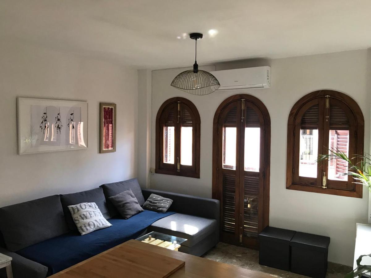 Apartamento San Miguel Apartment เซบีญา ภายนอก รูปภาพ