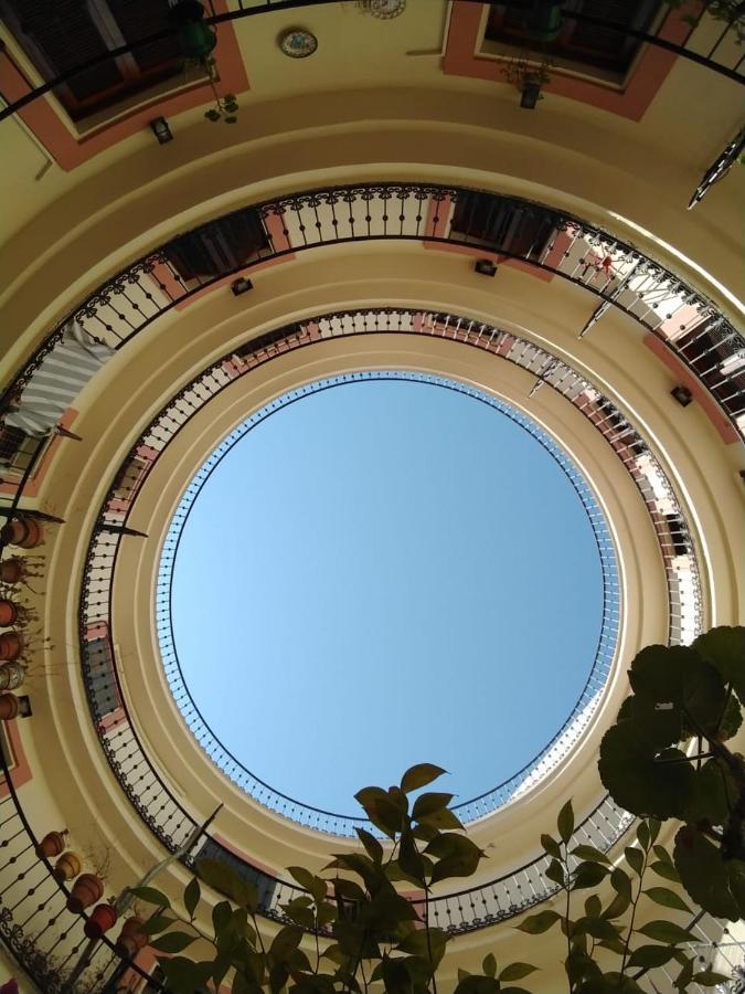 Apartamento San Miguel Apartment เซบีญา ภายนอก รูปภาพ