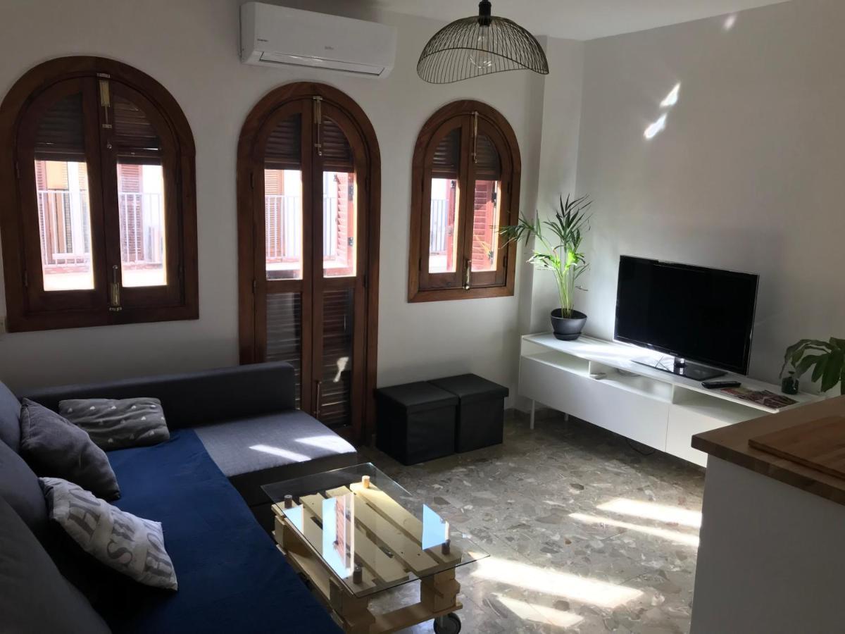 Apartamento San Miguel Apartment เซบีญา ภายนอก รูปภาพ